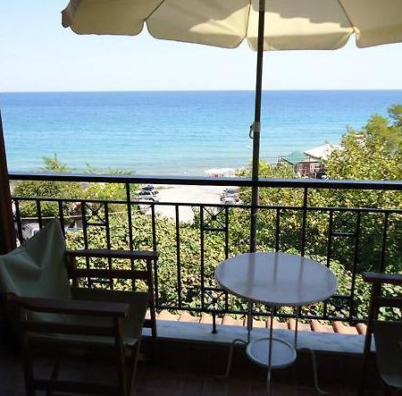 Harilaos Beach 플라카 리토코로우 객실 사진